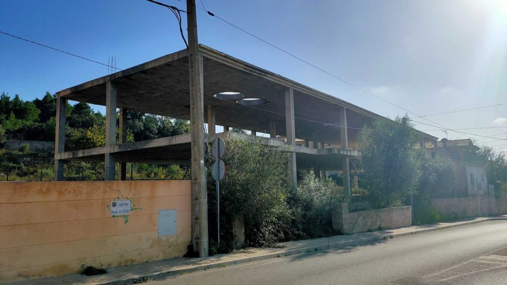 Edificio abandonado en Capdepera